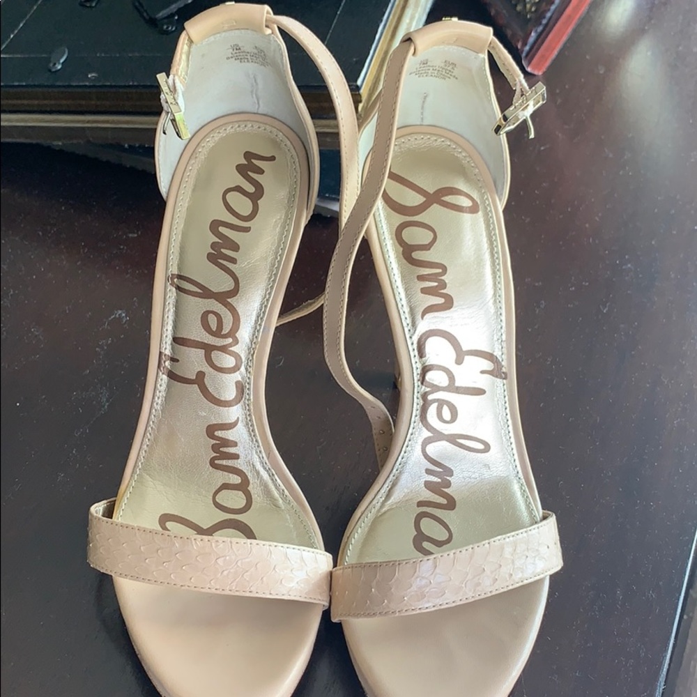 Sam Edelman Nude heels